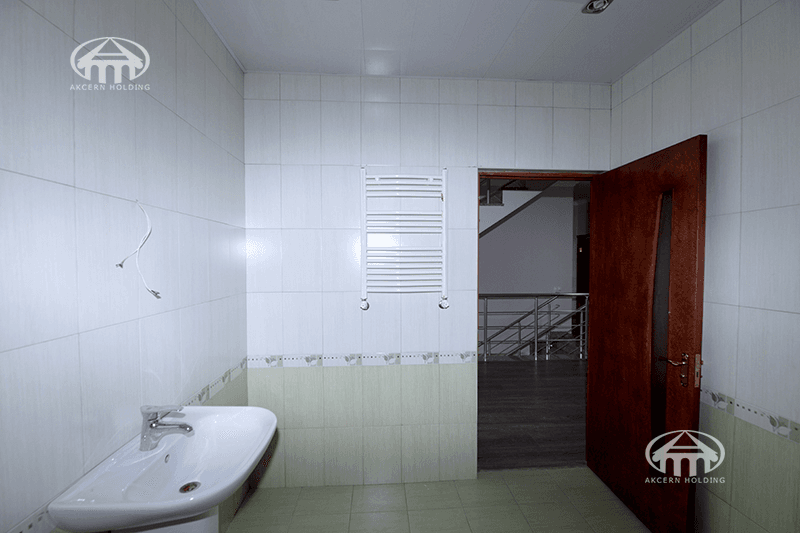 Особняк · 5 комн. · 332 м² · Аван