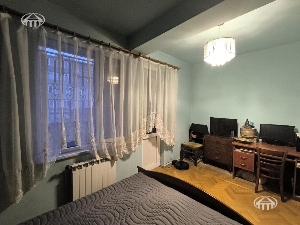 Квартира · 4 комн. · 193 м² · Аджапняк