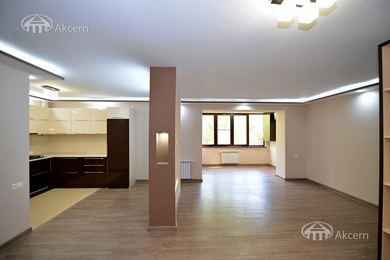 Apartment · 3 rooms · 88 m² · Kentron