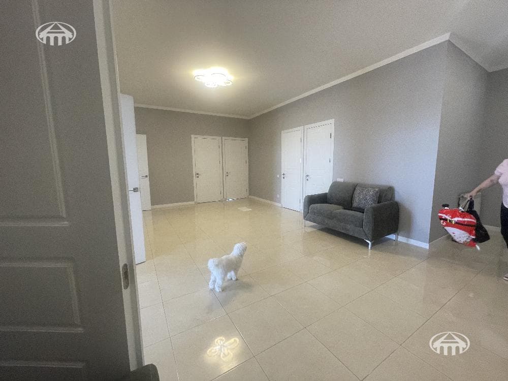Apartment · 3 rooms · 182 m² · Arabkir