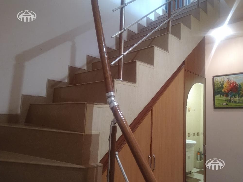 Apartment · 5 rooms · 164 m² · Kentron