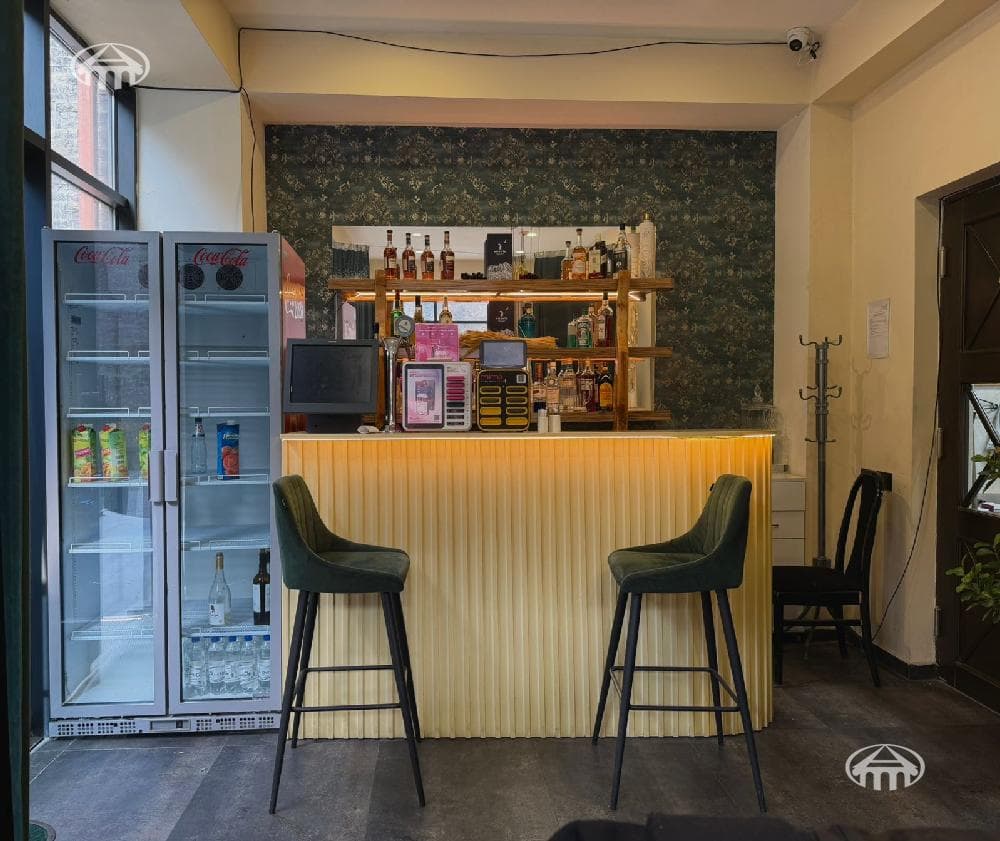 Ресторан · 240 м² · Кентрон
