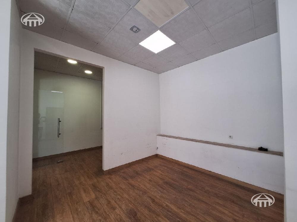 Офис · 135 м² · Аджапняк