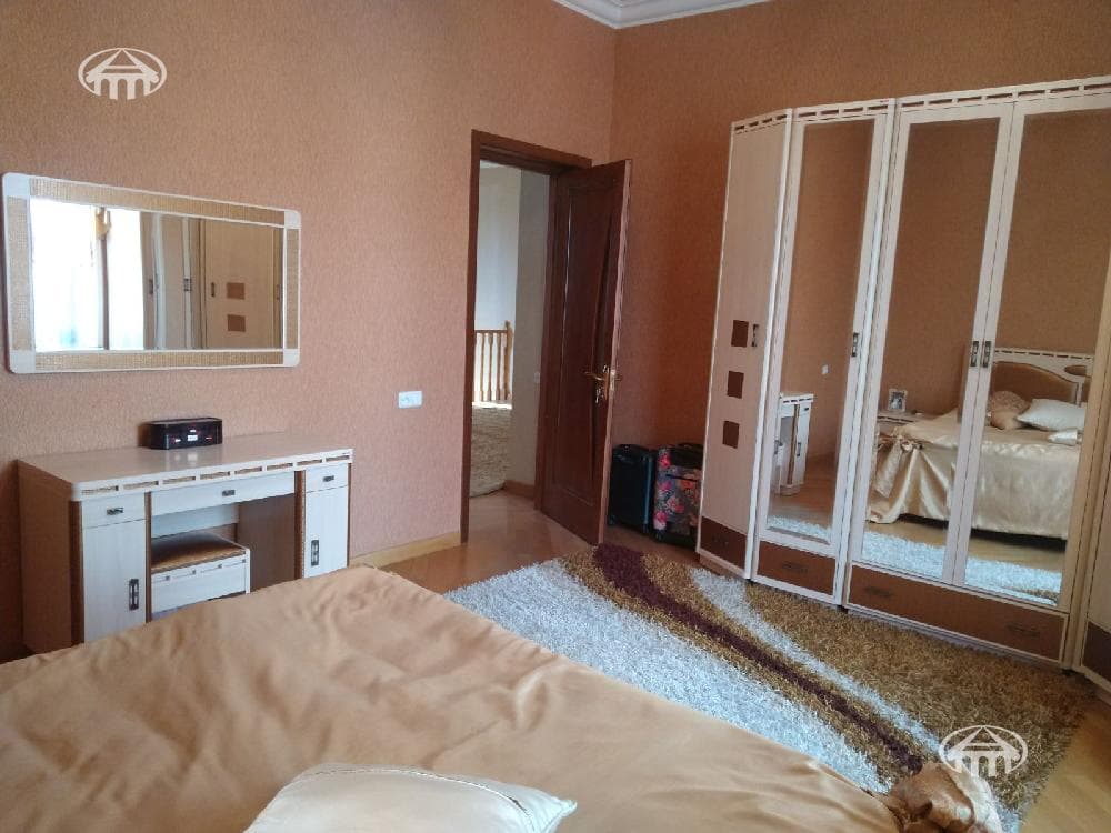 Mansion · 6 rooms · 383 m² · Davtashen