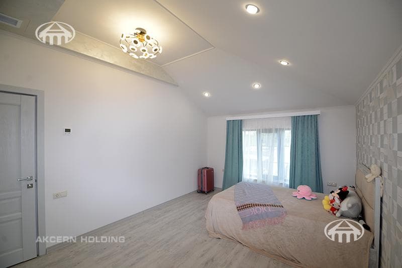 Mansion · 5 rooms · 169 m² · Kanakerawan