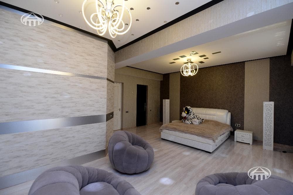 Mansion · 5 rooms · 600 m² · Arabkir