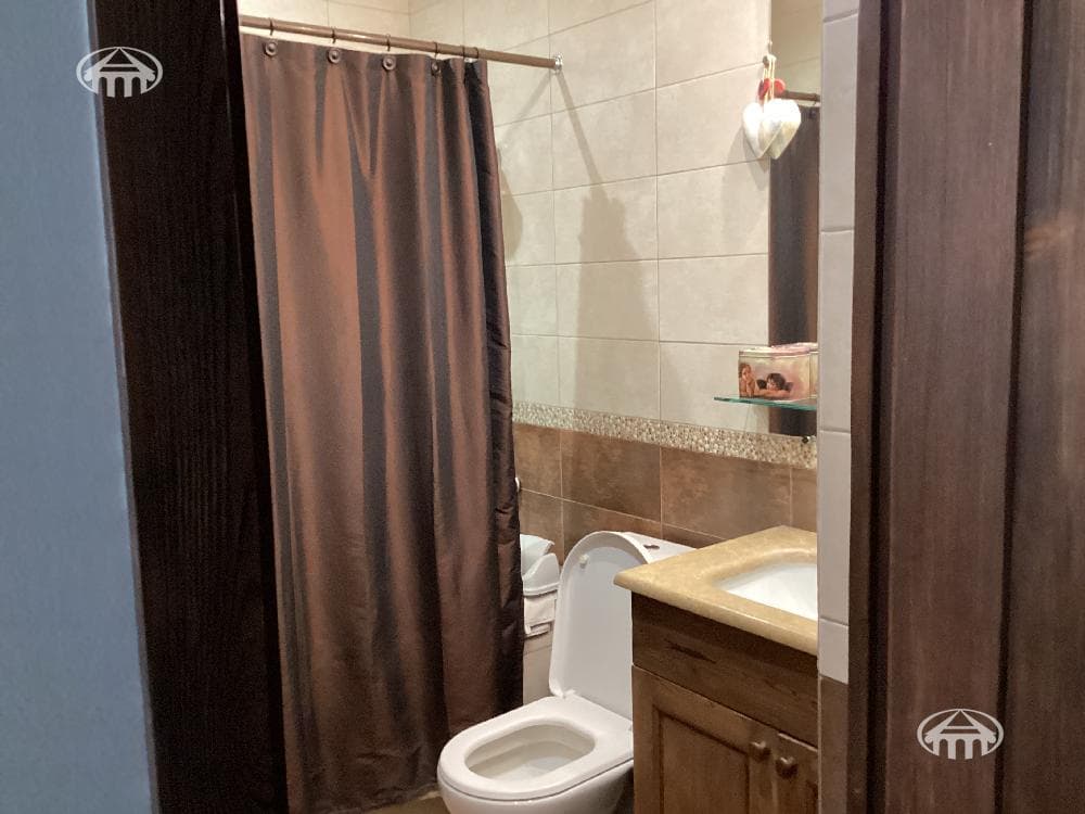 Apartment · 3 rooms · 100 m² · Kentron