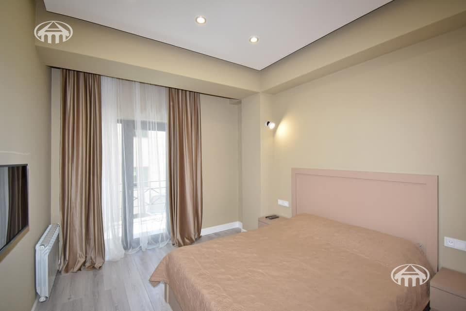 Квартира · 2 комн. · 58 м² · Кентрон