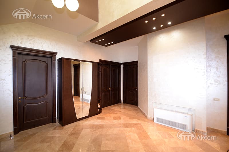 Особняк · 5 комн. · 394 м² · Ваагни