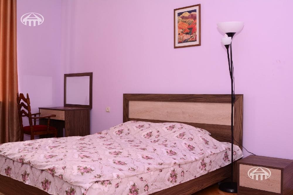 Особняк · 9 комн. · 700 м² · Арабкир