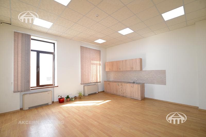 Офис · 274 м² · Канакер-Зейтун