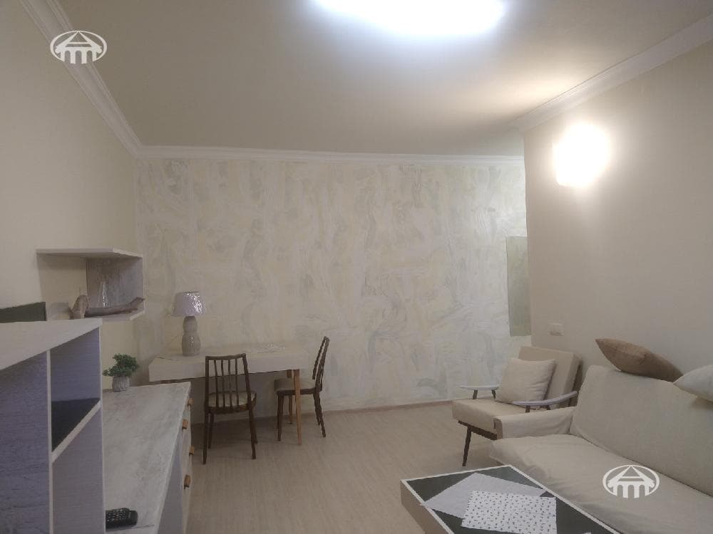 Квартира · 2 комн. · 51 м² · Кентрон