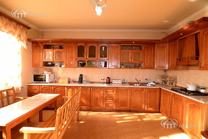 Особняк · 7 комн. · 362 м² · Малатия-Себастия