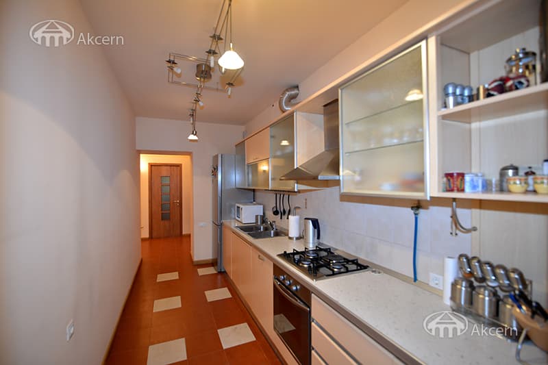 Квартира · 2 комн. · 72 м² · Арабкир