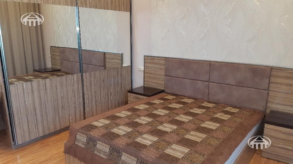 Առանձնատուն · 6 սեն. · 230 մ² · Քանաքեռ-Զեյթուն