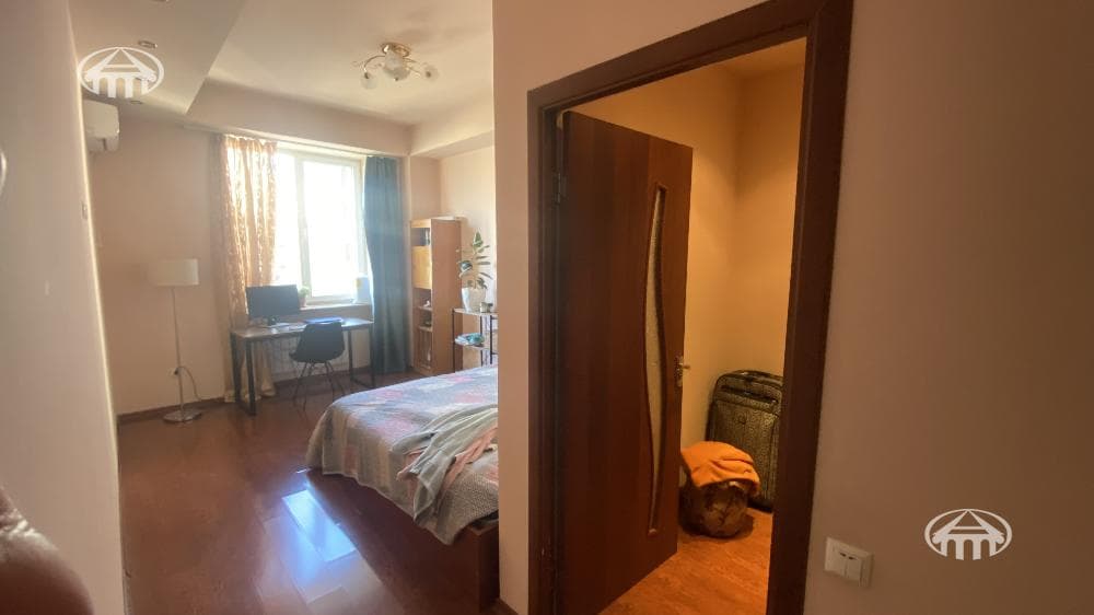 Квартира · 4 комн. · 117 м² · Арабкир