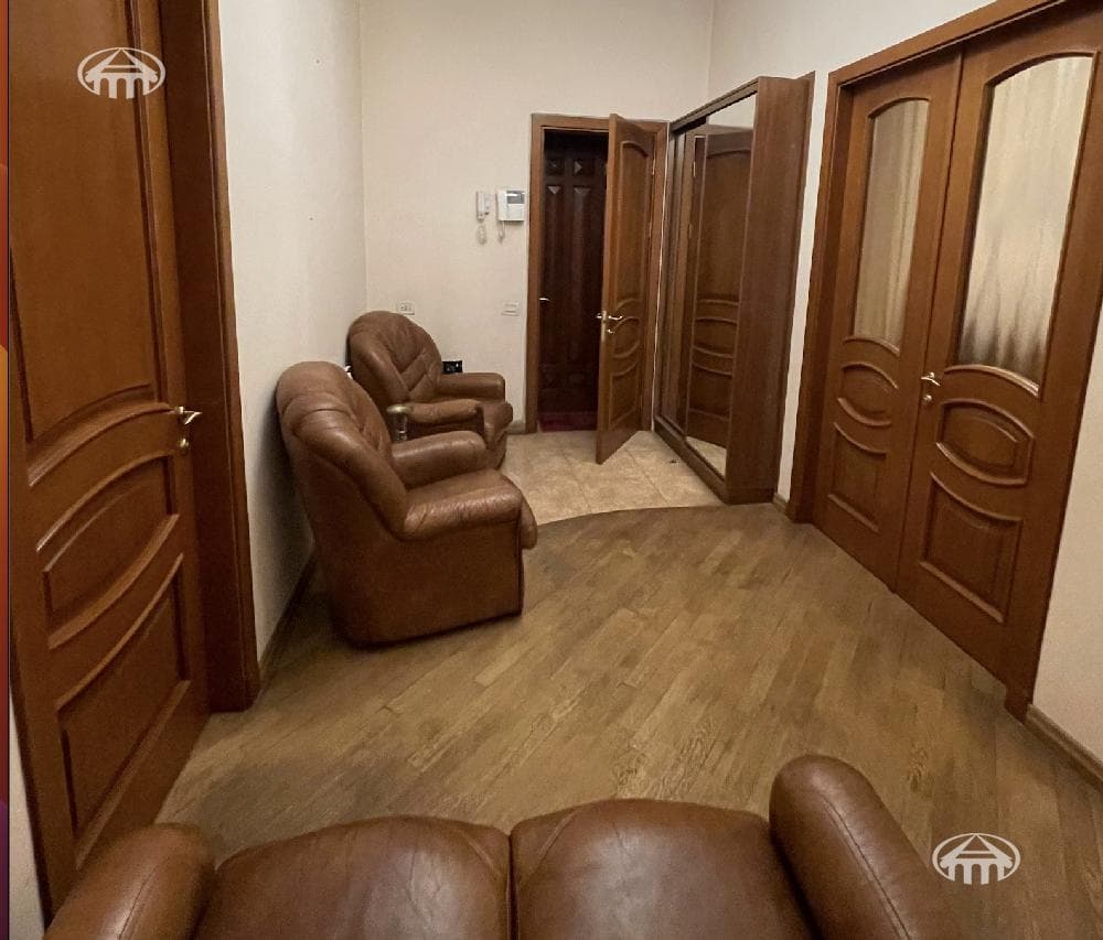 Квартира · 3 комн. · 92 м² · Арабкир