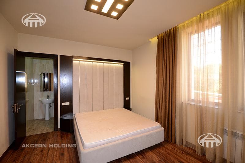 Mansion · 5 rooms · 388 m² · Arabkir