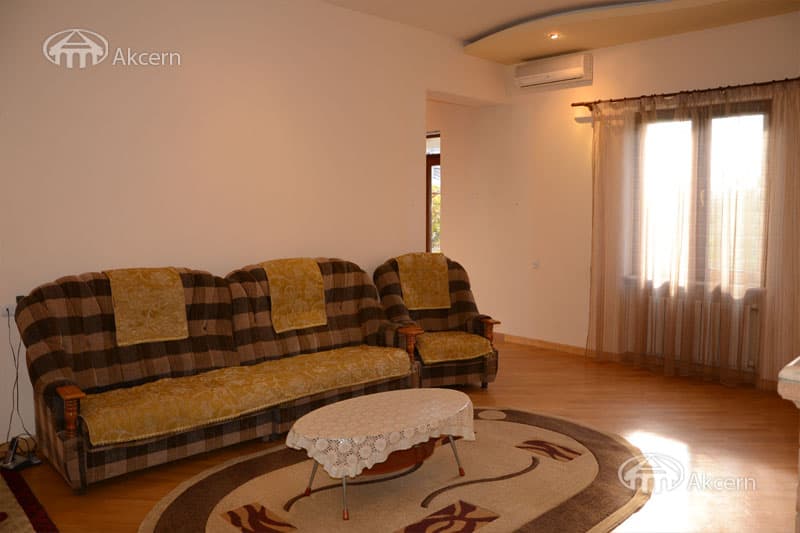 Apartment · 5 rooms · 197 m² · Shengavit