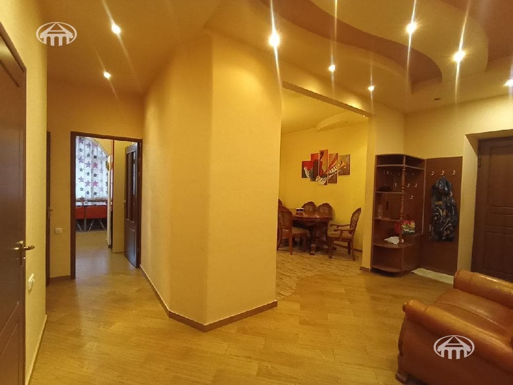 Apartment · 2 rooms · 101 m² · Kentron