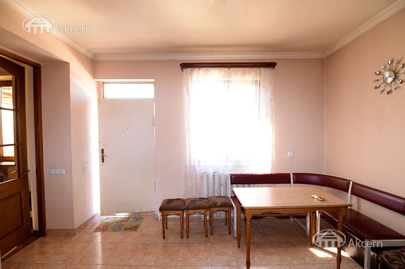 Mansion · 3 rooms · 160 m² · Nork-Marash