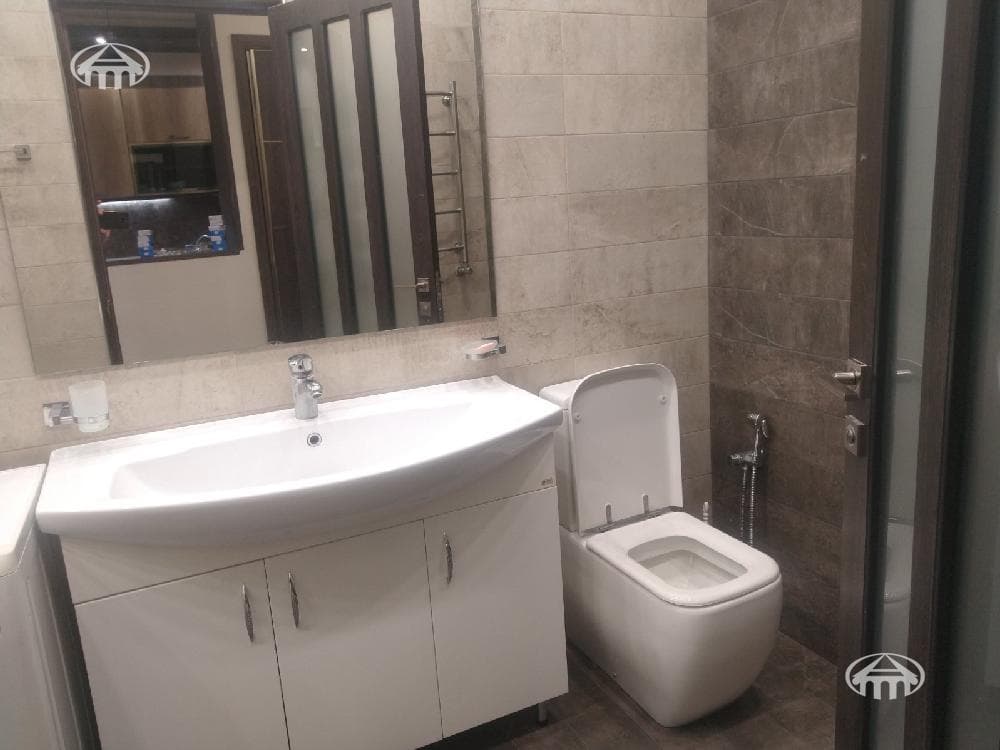 Квартира · 2 комн. · 67 м² · Давташен