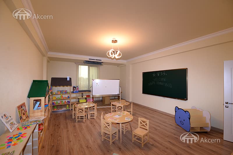 Առանձնատուն · 6 սեն. · 650 մ² · Աջափնյակ
