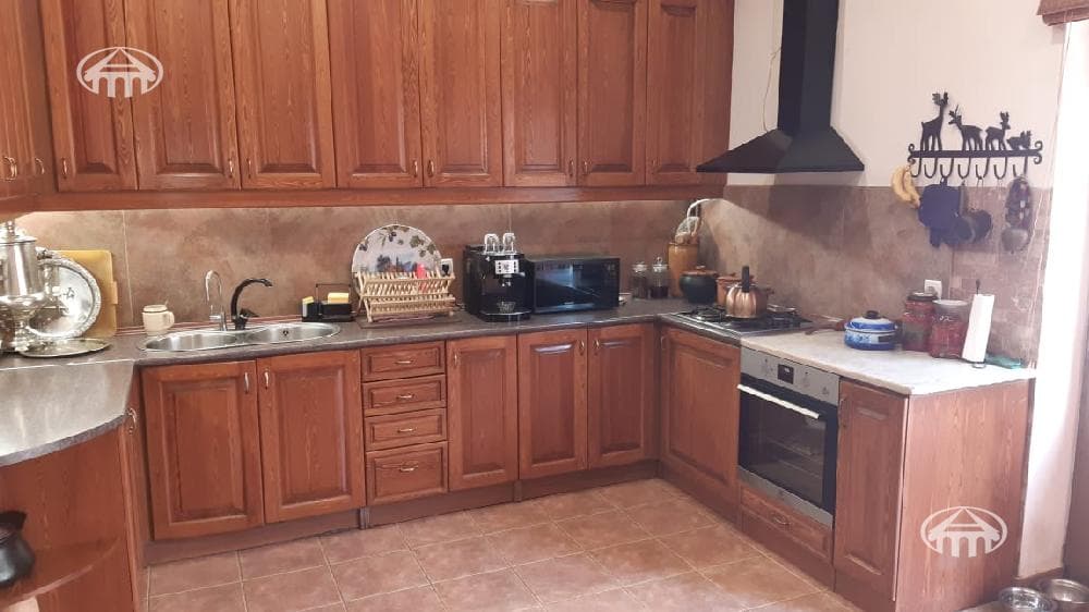 Особняк · 6 комн. · 535 м² · Канакер-Зейтун