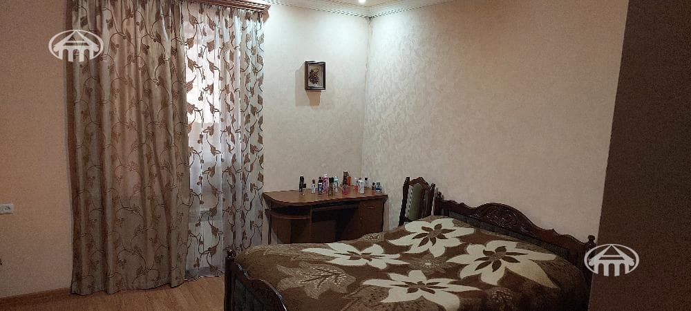 Особняк · 4 комн. · 307 м² · Гетамеч