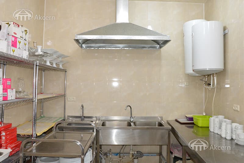 Ресторан · 1 200 м² · Эребуни