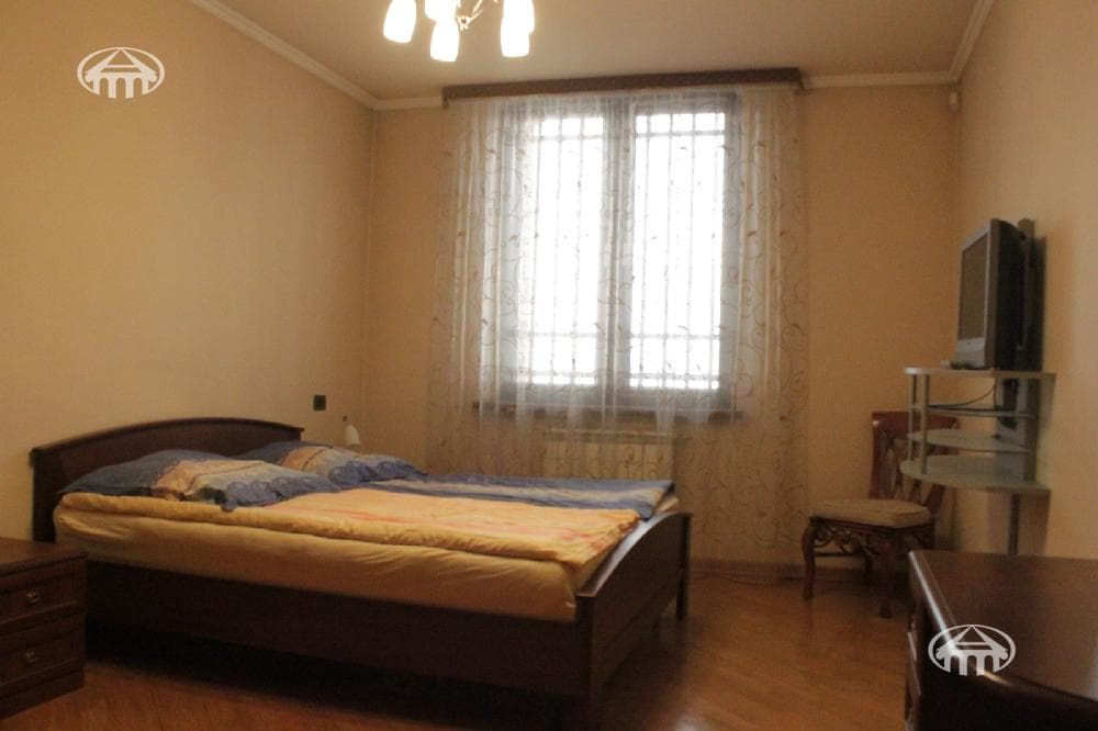 Բնակարան · 4 սեն. · 148 մ² · Կենտրոն