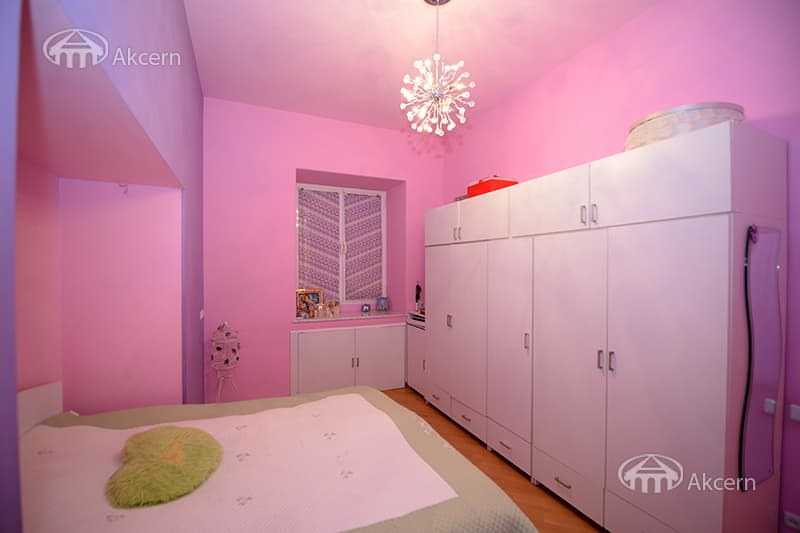 Квартира · 3 комн. · 127 м² · Кентрон