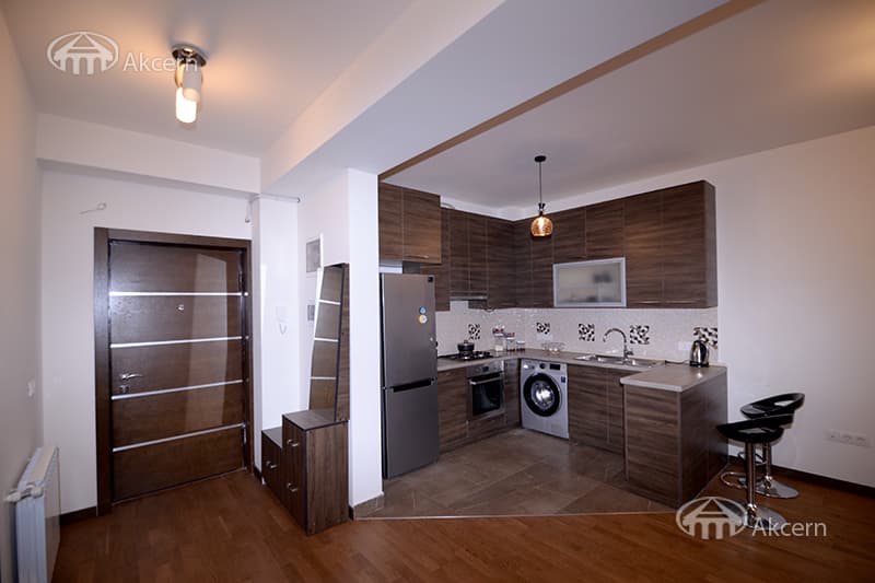 Apartment · 2 rooms · 54 m² · Kentron — photo 3 / 24