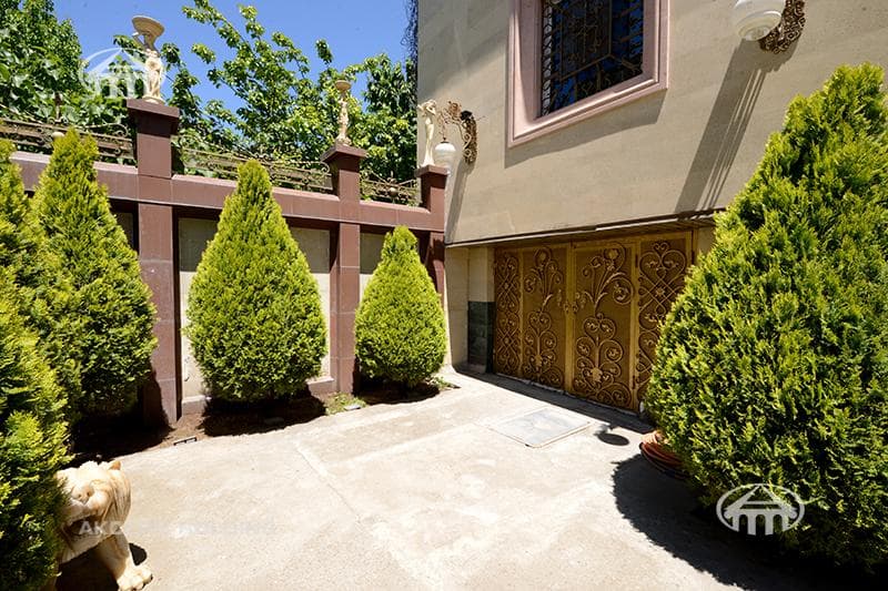 Mansion · 6 rooms · 436 m² · Arabkir — photo 28 / 39