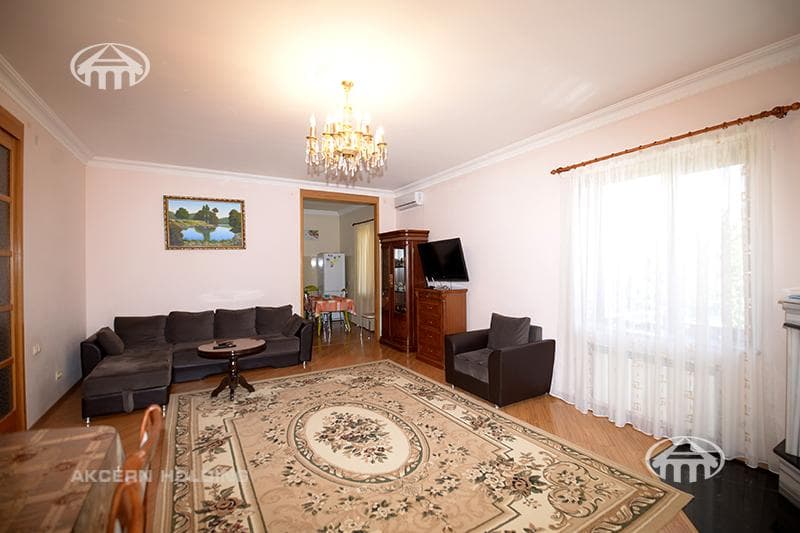 Mansion · 8 rooms · 607.5 m² · Qasax