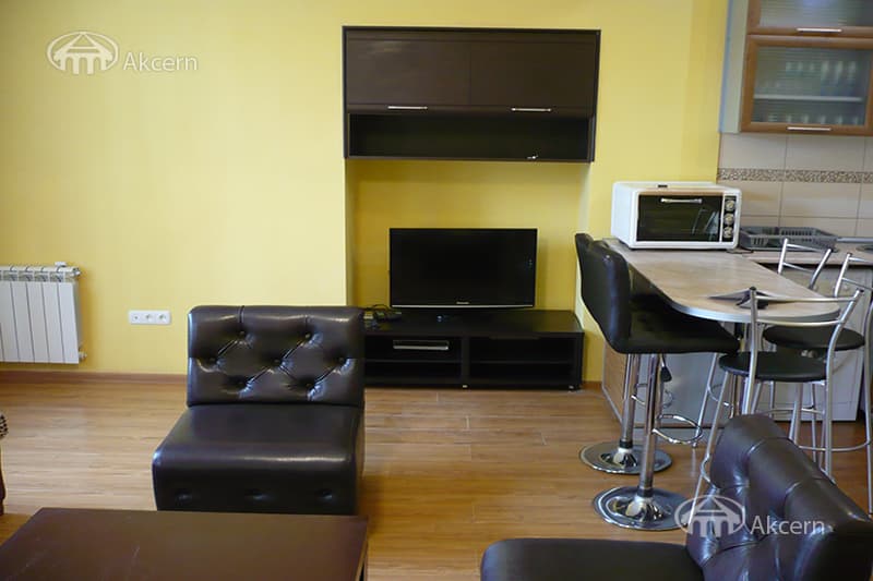Apartment · 3 rooms · 63 m² · Kentron