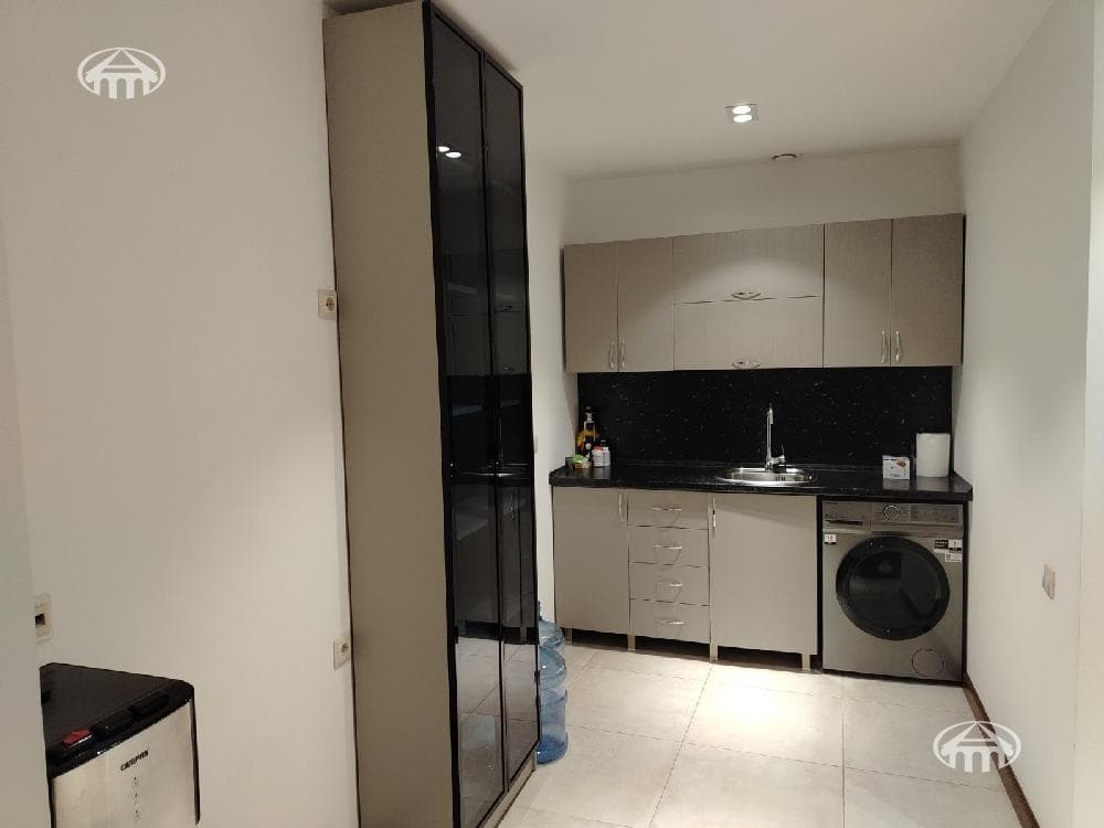 Apartment · 4 rooms · 129 m² · Kentron