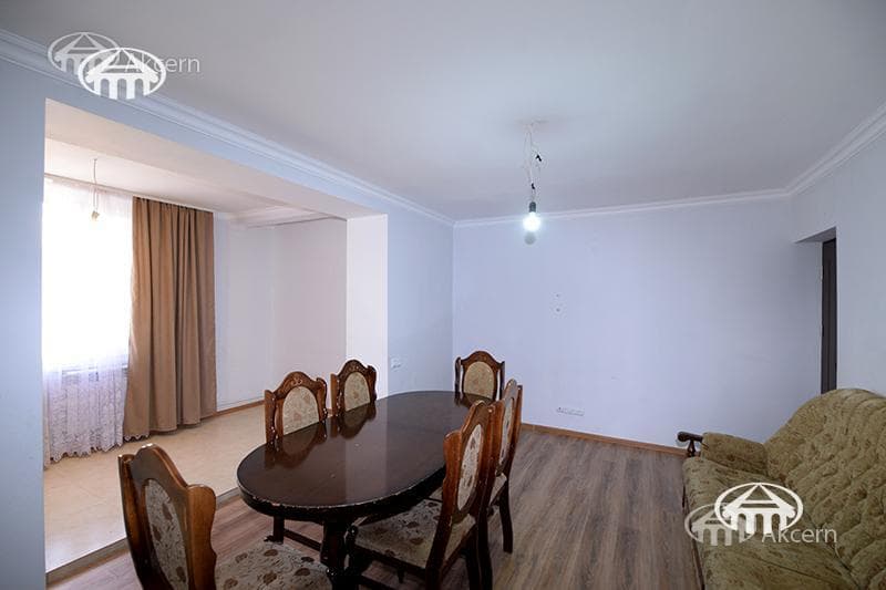 Apartment · 3 rooms · 75 m² · Avan