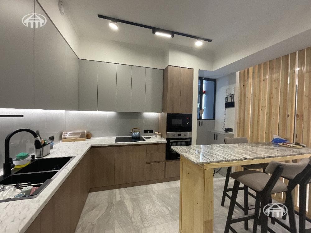 Apartment · 3 rooms · 106 m² · Ajapnyak
