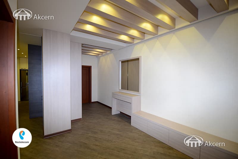 Apartment · 3 rooms · 95 m² · Kentron