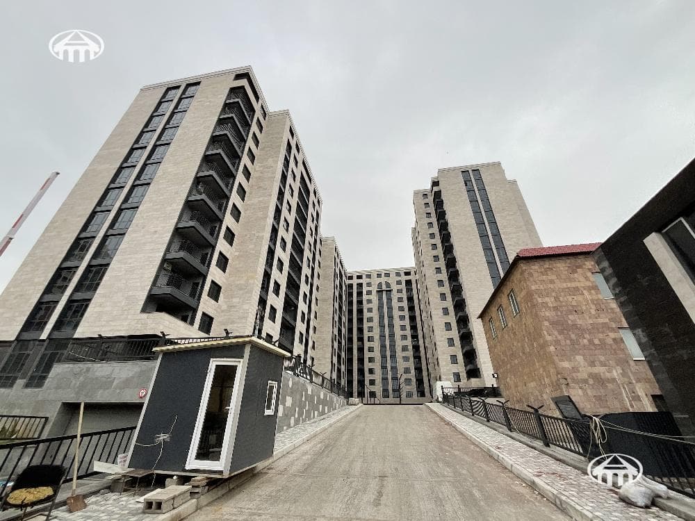 Apartment · 4 rooms · 121 m² · Arabkir
