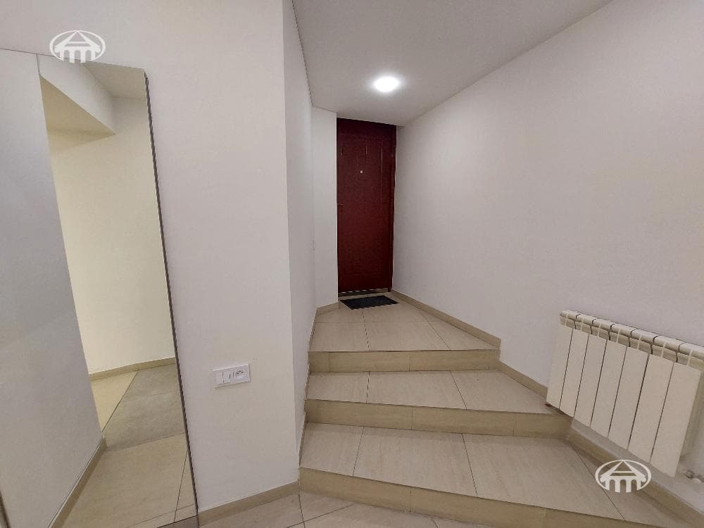 Office · 59 m² · Kentron