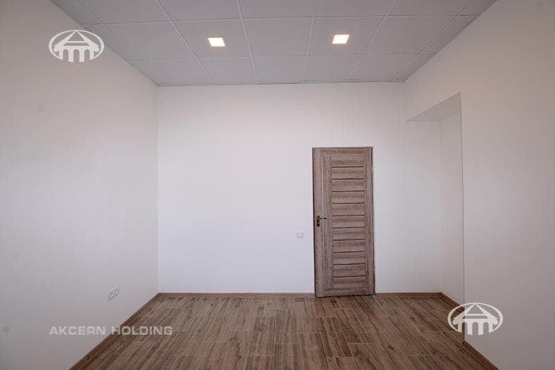 Office · 103 m² · Kentron