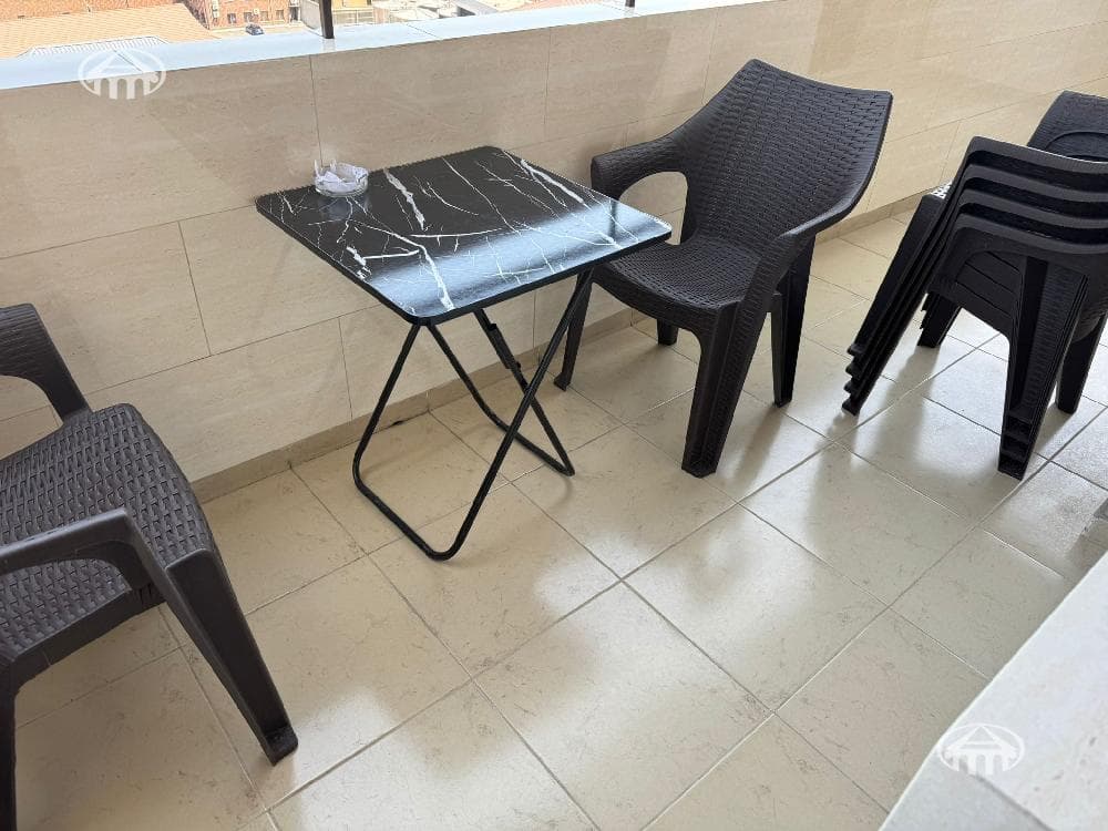 Apartment · 3 rooms · 87 m² · Kentron