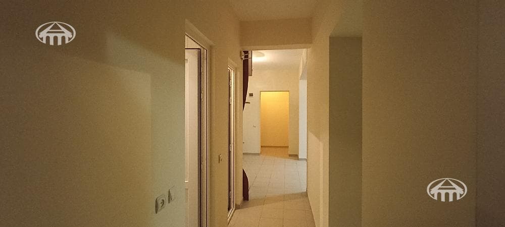 Квартира · 3 комн. · 72 м² · Аджапняк