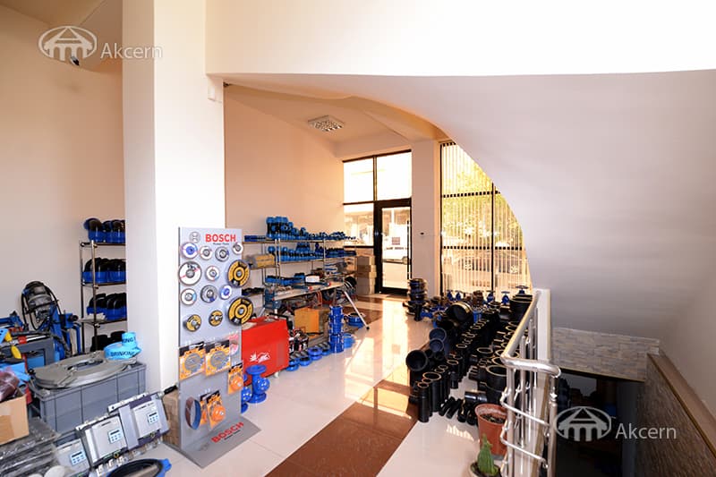Office · 612 m² · Kentron