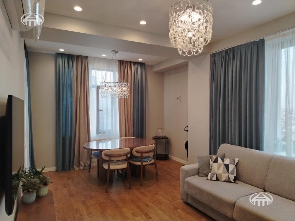 Квартира · 2 комн. · 60 м² · Кентрон