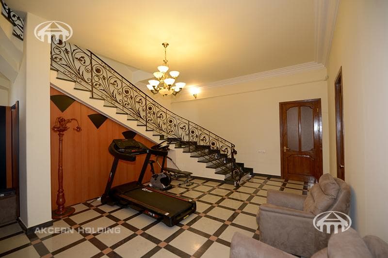 Особняк · 6 комн. · 586 м² · Норк-Мараш