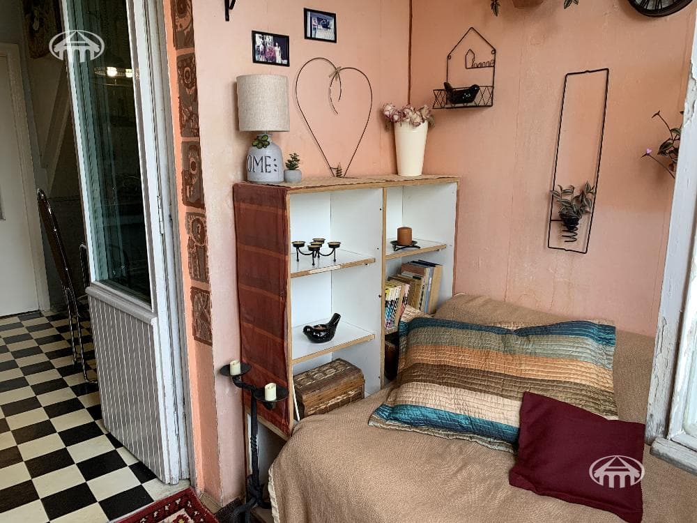 Apartment · 2 rooms · 103 m² · Kentron