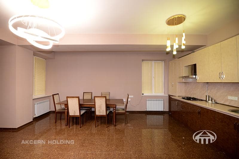 Квартира · 3 комн. · 89 м² · Арабкир